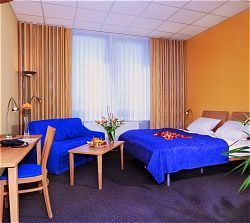 Dlrg Tagungshotel Delphin Bad Nenndorf Bagian luar foto